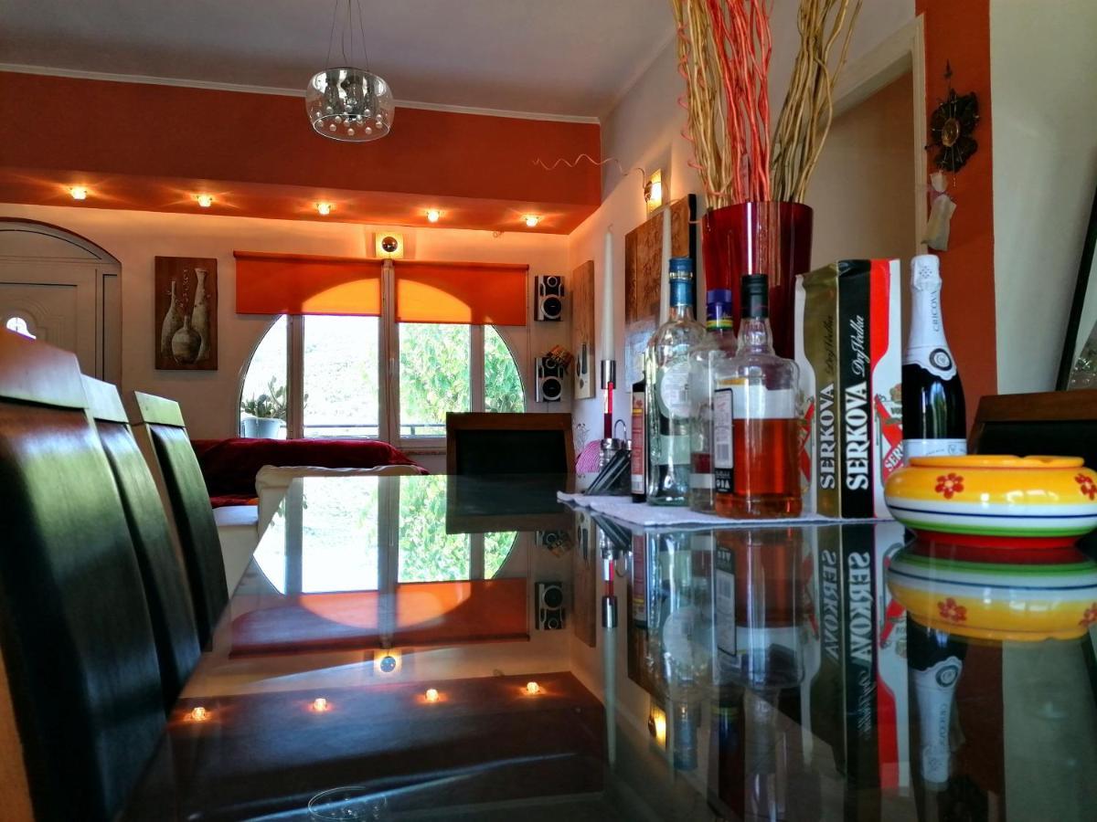 Dina Villa La Canée